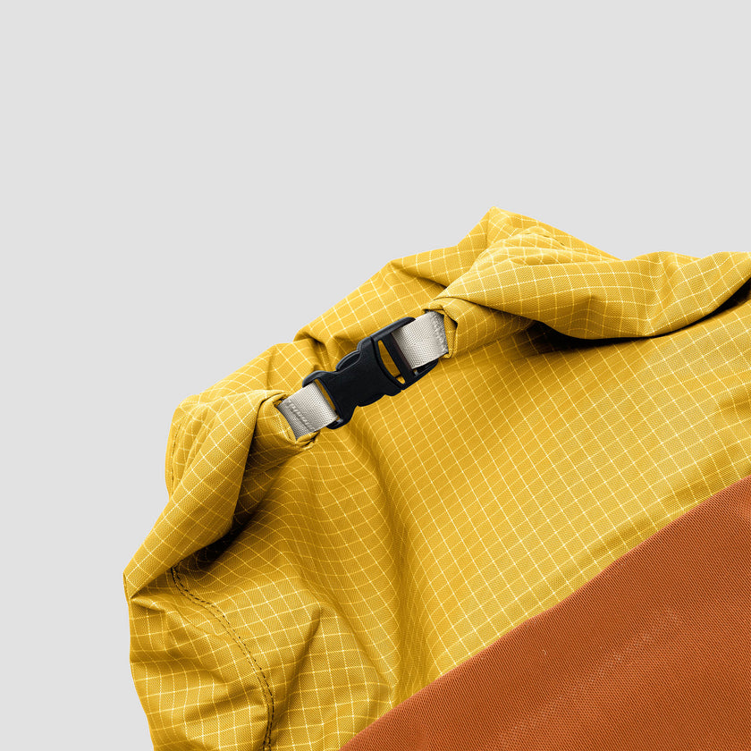 Leon Rucksack 20L - upcycled (3)