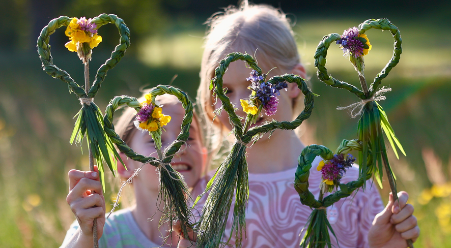 DIY mit kindwaldundwiese: Gräserherzen zum Muttertag
