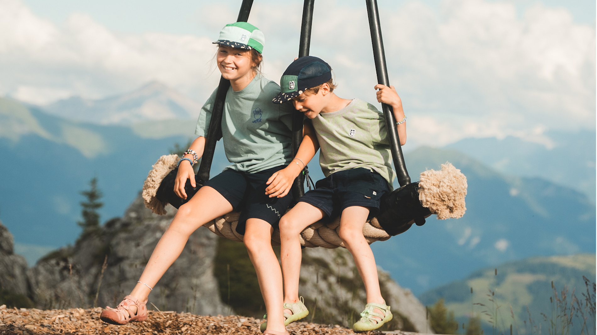 Glamping in Laax: Abenteuer zwischen Bergen und Kühen
